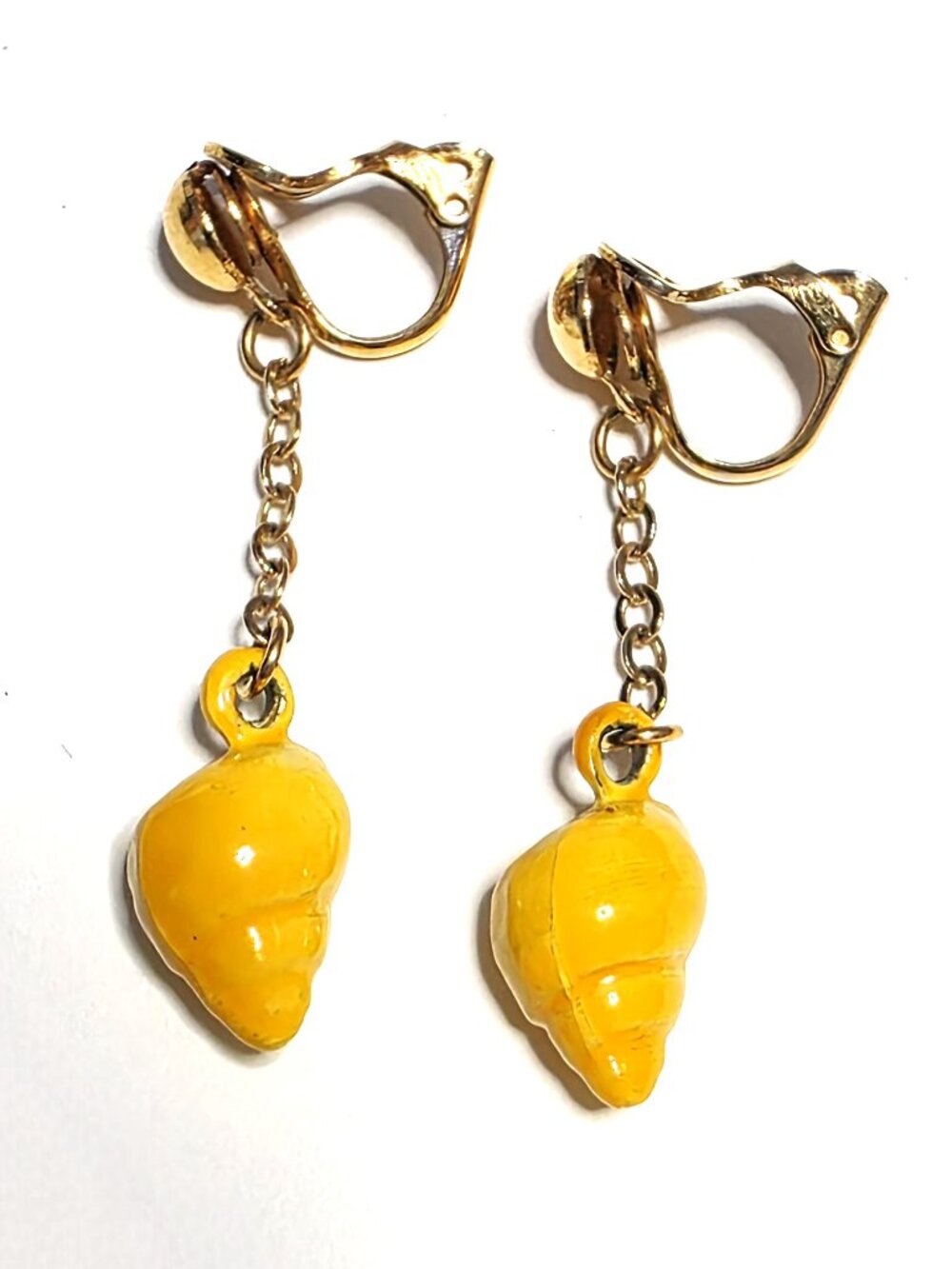 Yellow seashell clip-on dangle earrings